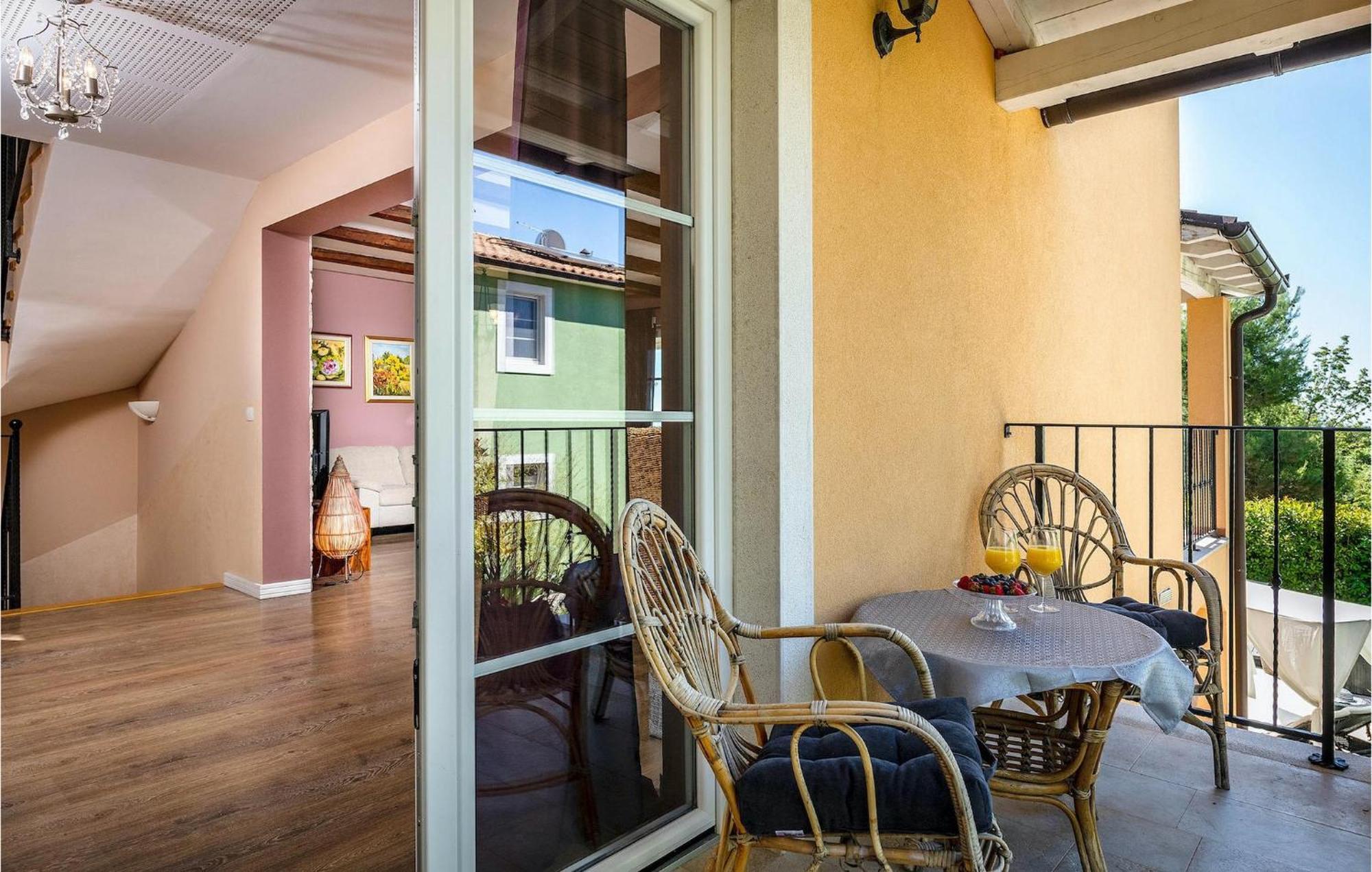 Ari Holiday home *