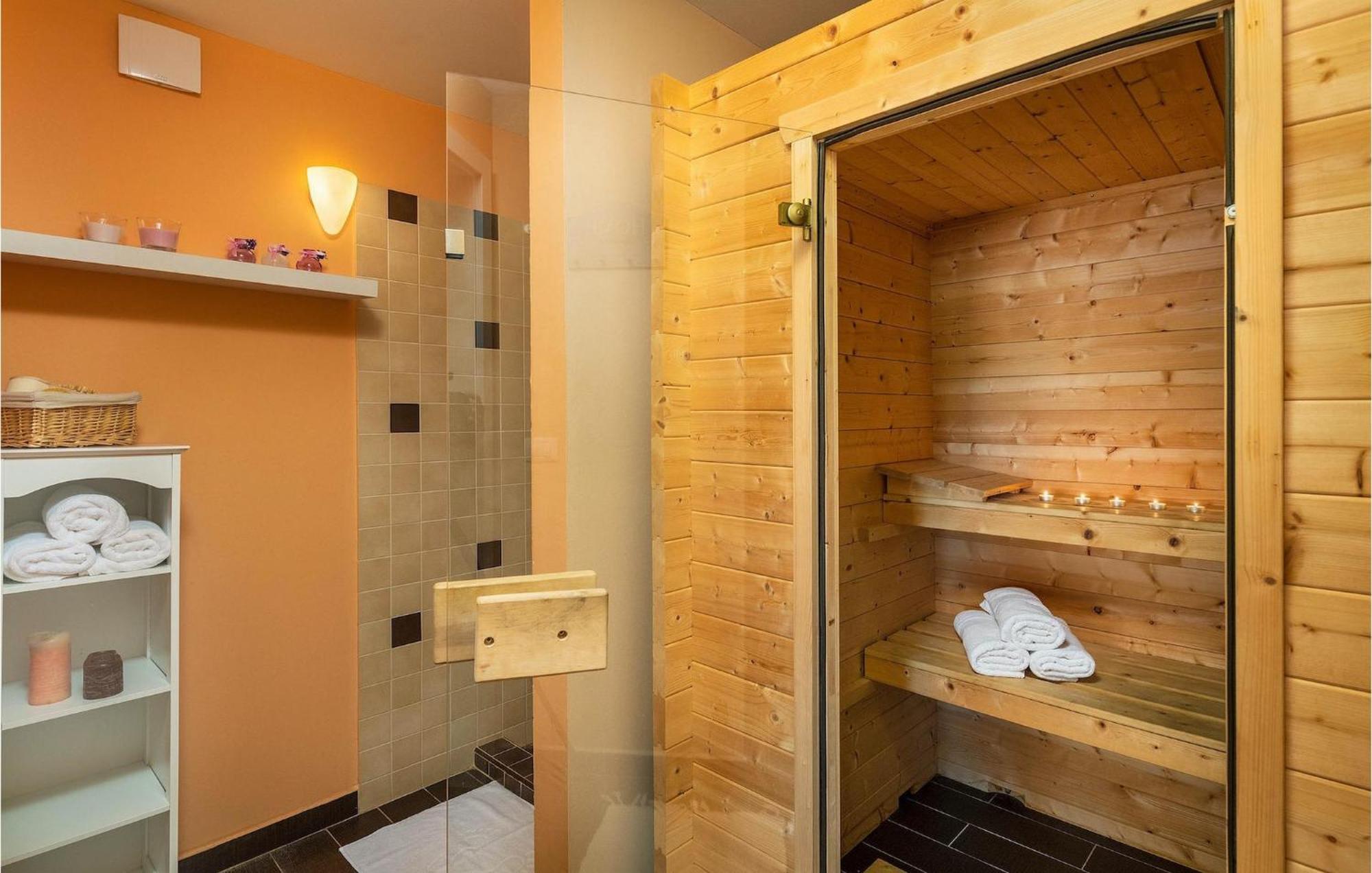 Holiday home Ari Pula